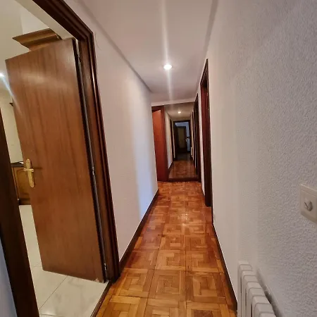 Apartment Comfortable Central Apartment - With Parking